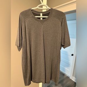 NWT Men’s Lululemon Gray Metal Vent Tech Shirt XL